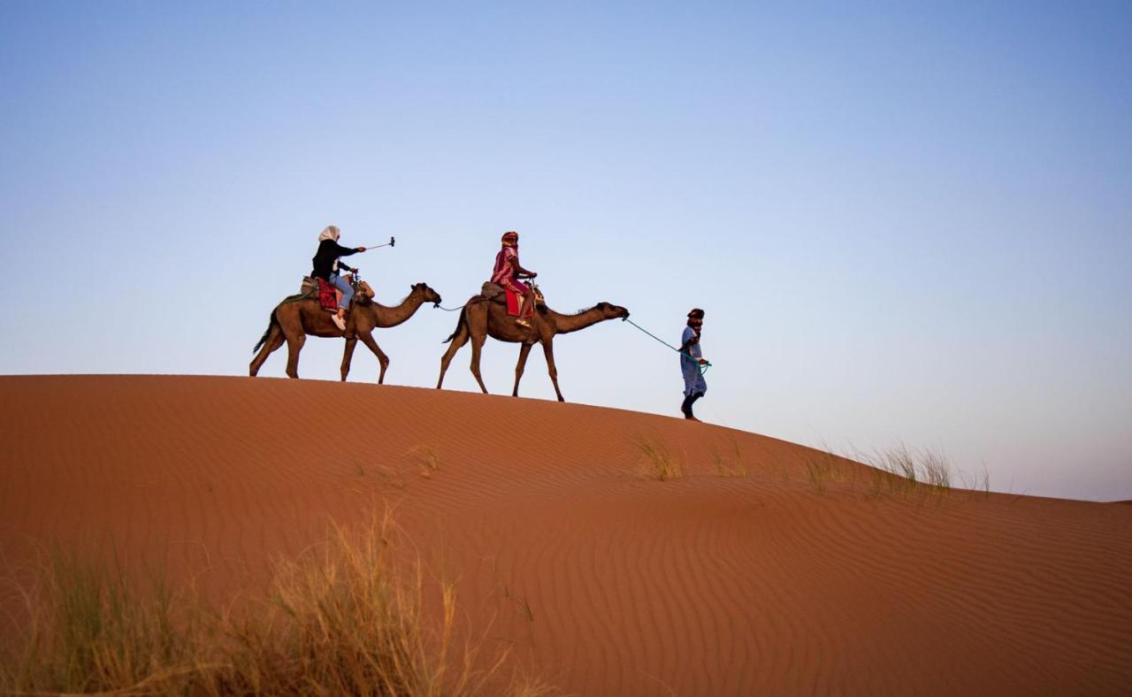 Caravanserai Luxury Desert Tented Camp 梅尔祖卡 外观 照片